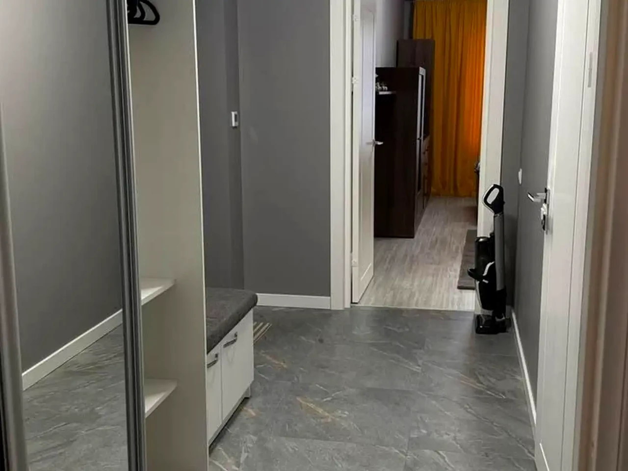 Rent 1-bedroom apartment 45.1 m² on 2nd floor