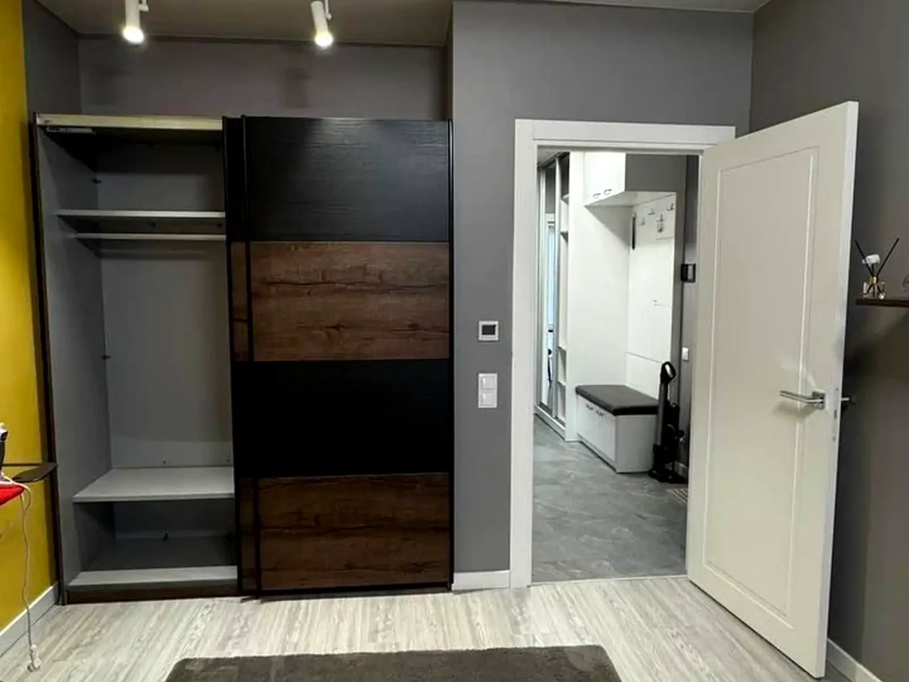 Rent 1-bedroom apartment 45.1 m² on 2nd floor