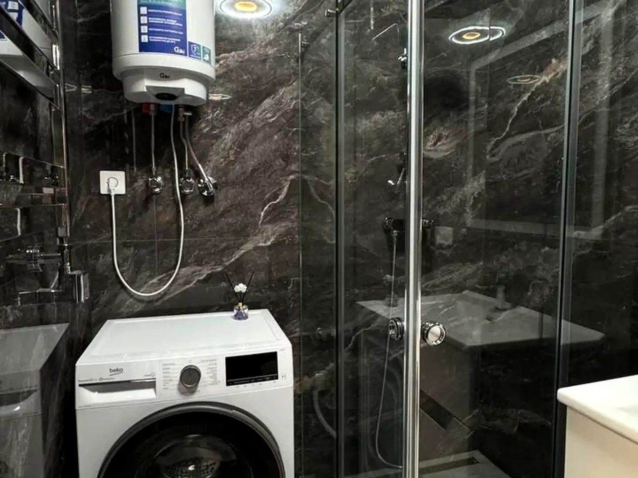 Rent 1-bedroom apartment 45.1 m² on 2nd floor