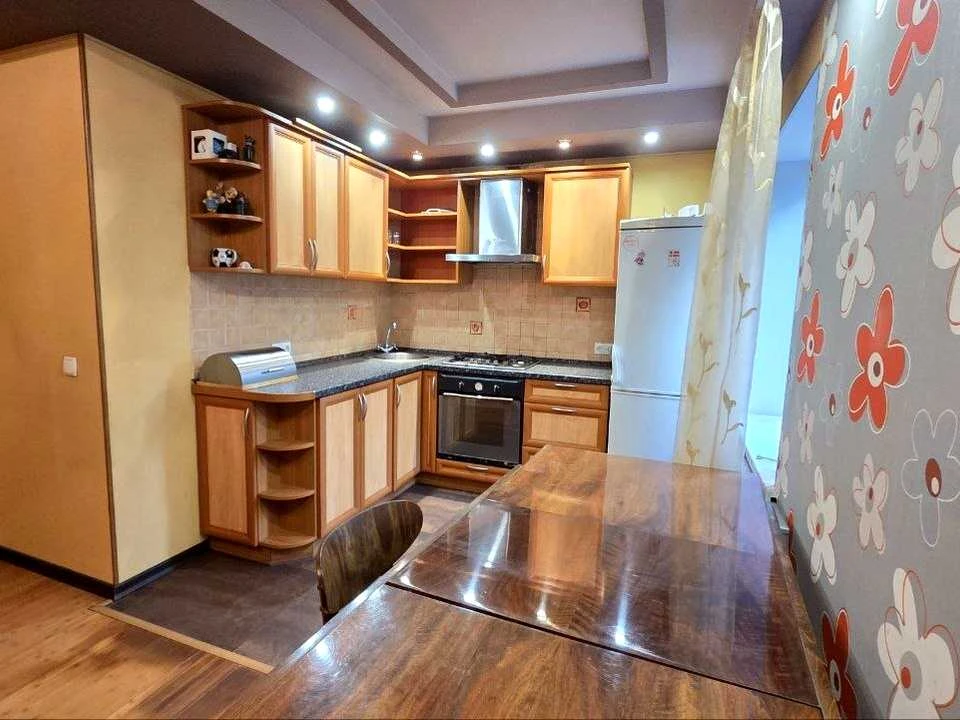 Apartment. Mykoly Ushakova st., Kyiv