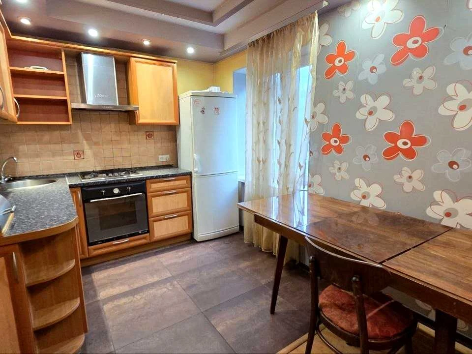 Apartment. Mykoly Ushakova st., Kyiv