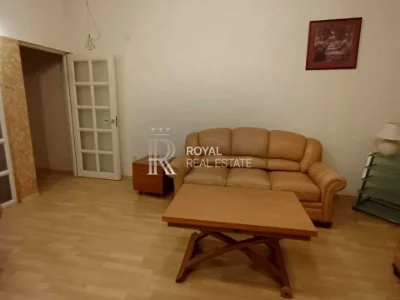 Apartment. Institute Street, Kyiv
