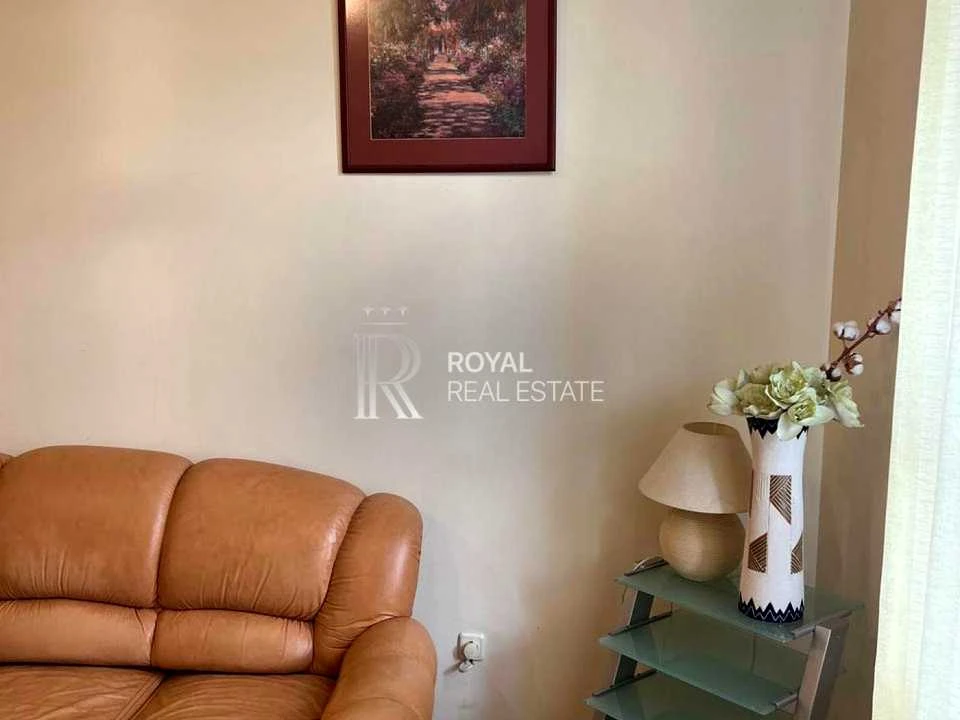Apartment. Institute Street, Kyiv