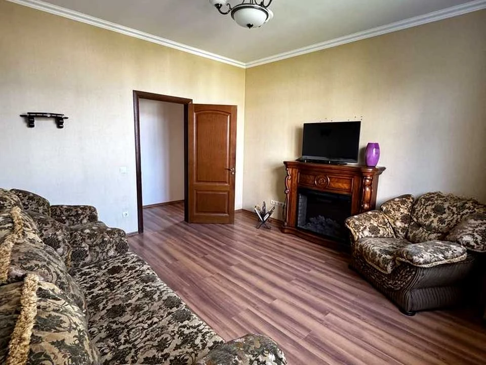 Apartment. Antonovicha st, Kyiv