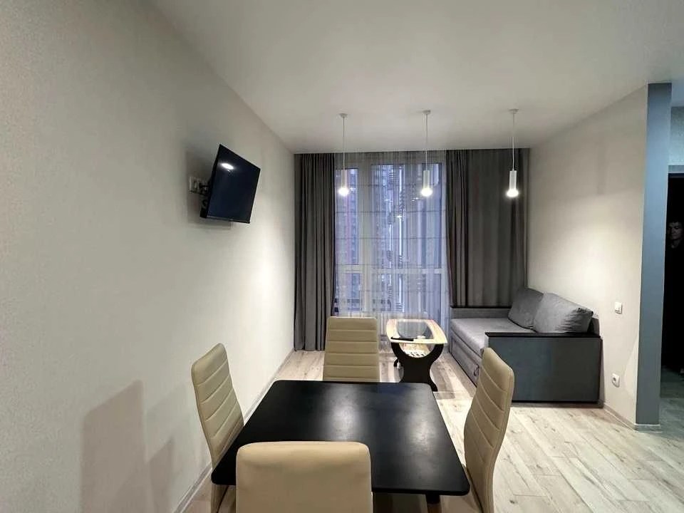 Apartment. Ivan Vykhovs'kyi Street, Kyiv