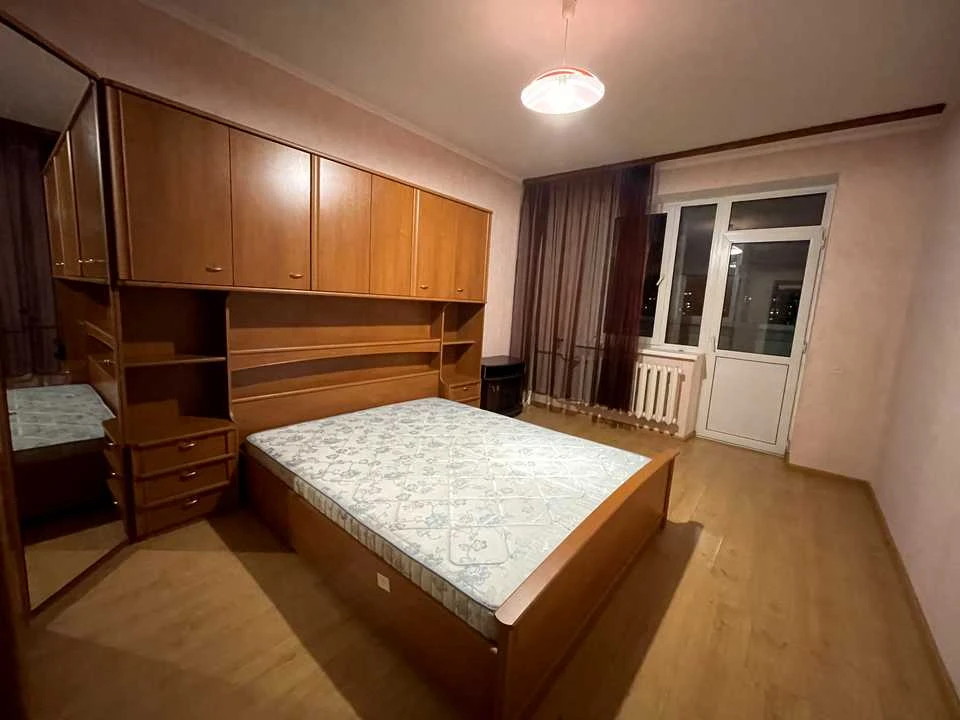 Квартира. Київ, Миколи Бажана проспект