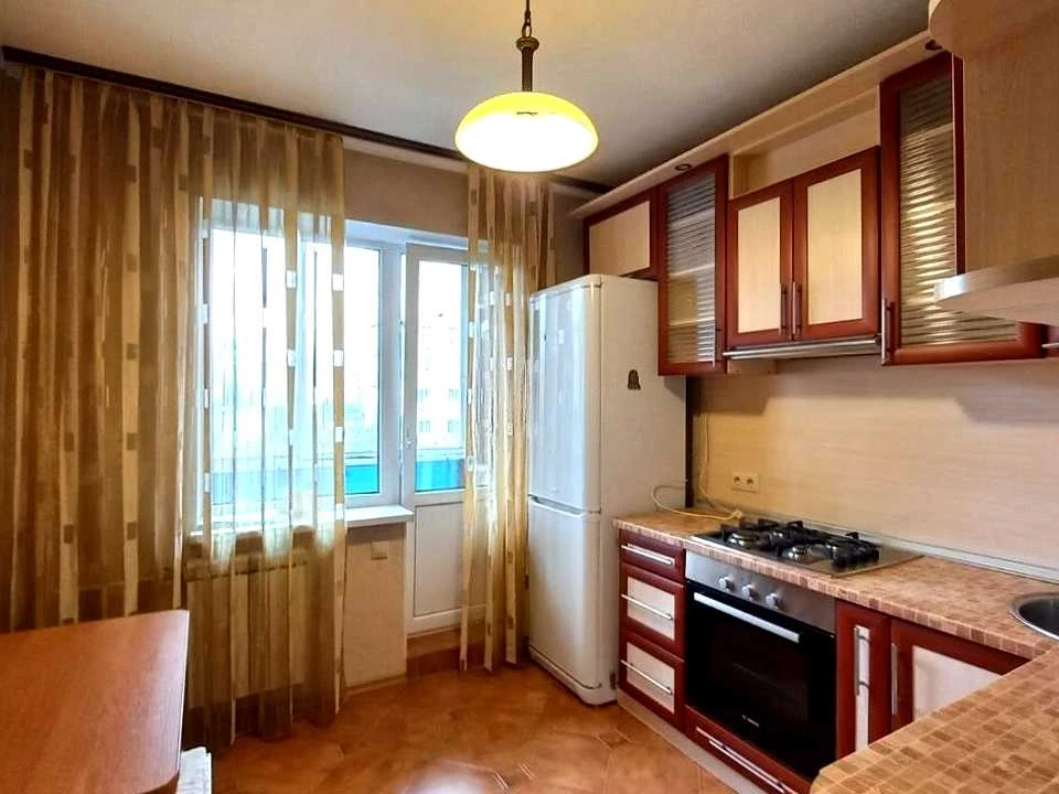 Квартира. Київ, Володимира Івасюка просп.