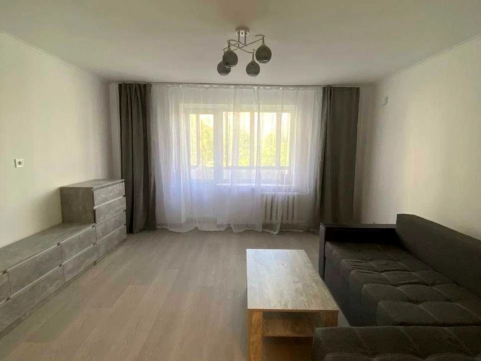 Apartment. Pechenyzka St., Kyiv