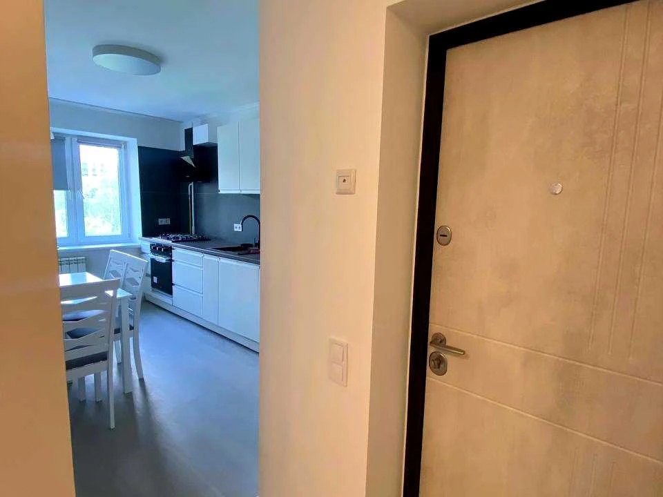 Apartment. Pechenyzka St., Kyiv