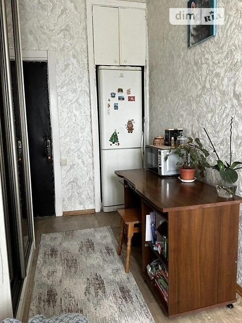 Продажа: комнаты 20 кв. м по ул. Даниила Щербаковского 33 • I