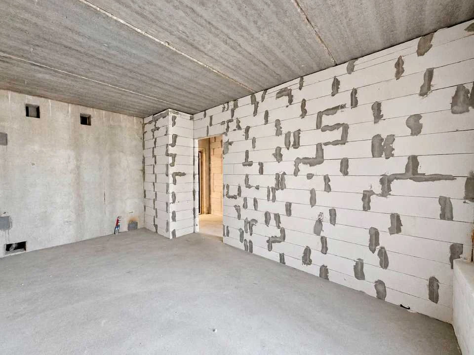 One-bedroom apartment for sale. Michael Maximovych Street, Kyiv.