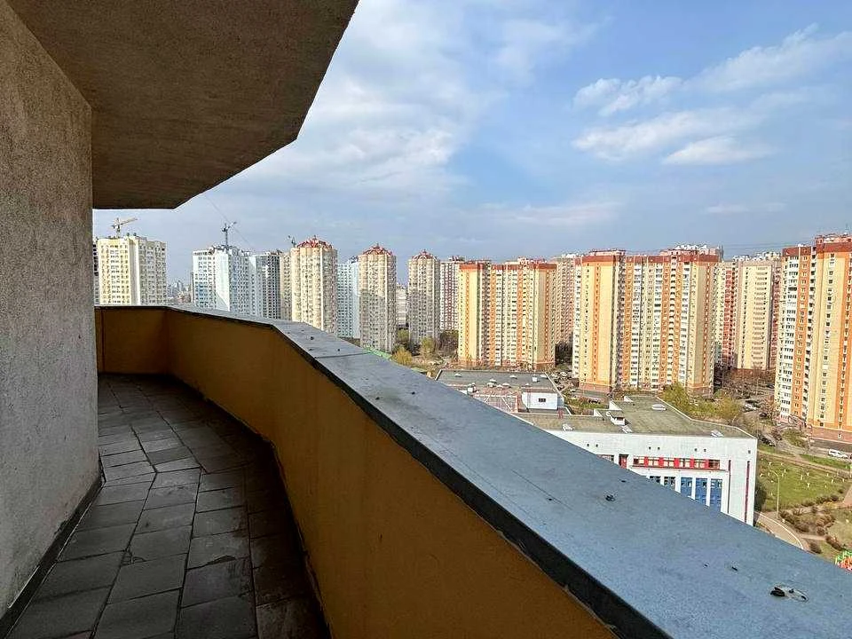 Квартира. Киев, Днепровская набережная ул.