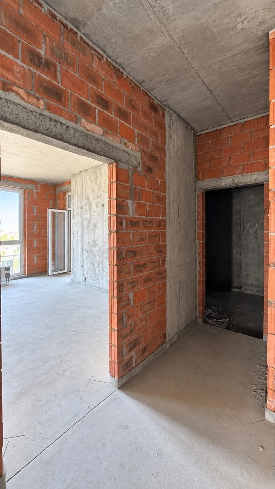 Sale of a 3-bedroom apartment in ЖК Лейпцигський вул. Лейпцизька 13a