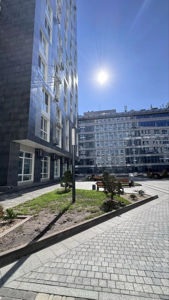 Sale of a 3-bedroom apartment in ЖК Лейпцигський вул. Лейпцизька 13a