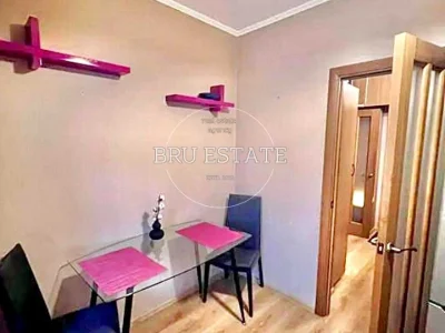 Apartment. Kyiv, Khnizh Zaton st.