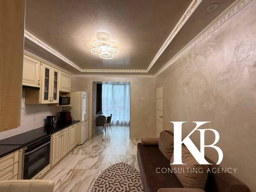 Best House, Selling 2-bedroom apartment, Victory 1