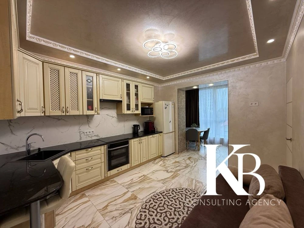 Best House, Selling 2-bedroom apartment, Victory 1