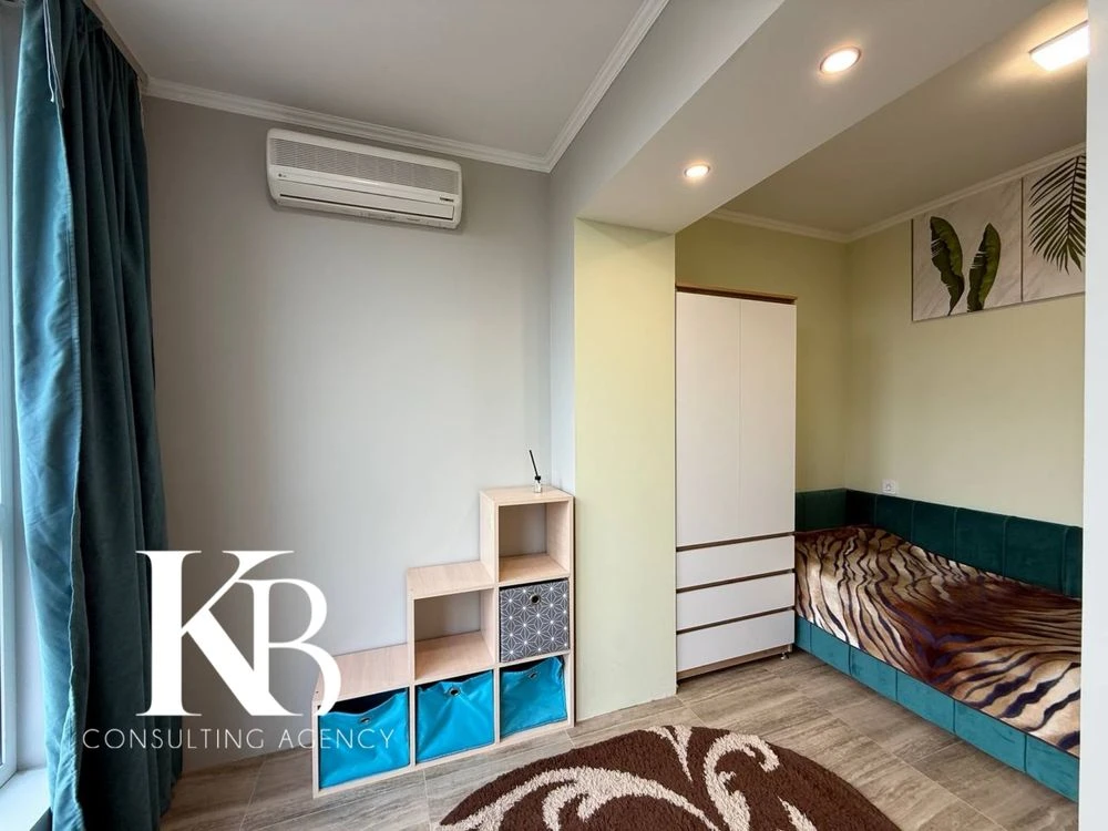 Best House, Selling 2-bedroom apartment, Victory 1