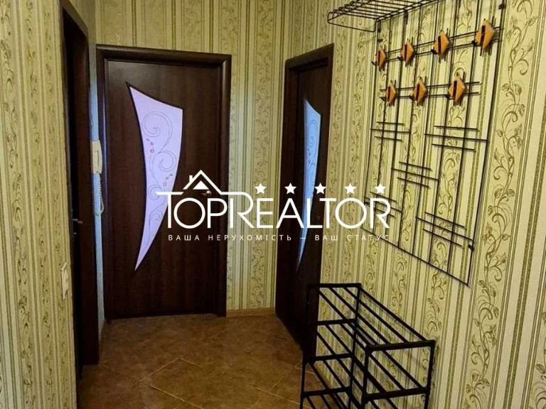 Apartment. Velika Kільцева street, Kharkiv
