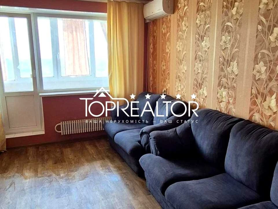 Apartment. Velika Kільцева street, Kharkiv