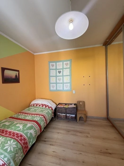 4-room apartment for sale, Kyiv, 6 minutes from Akademmistechko metro station, everything is left