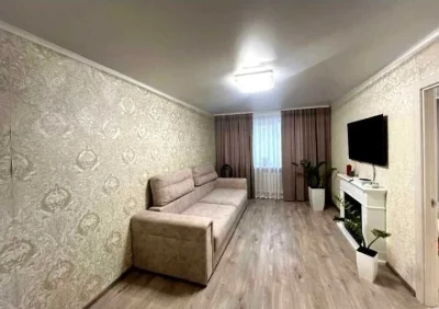родам 2х комн квартиру Коммунальный рынок пр Байрона 4/5 с к