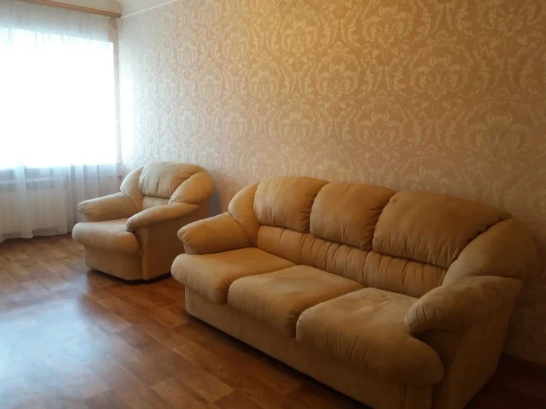 Selling MY 2-bedroom apartment, Gimnazicheskaya Naberezhna, call on Teleg