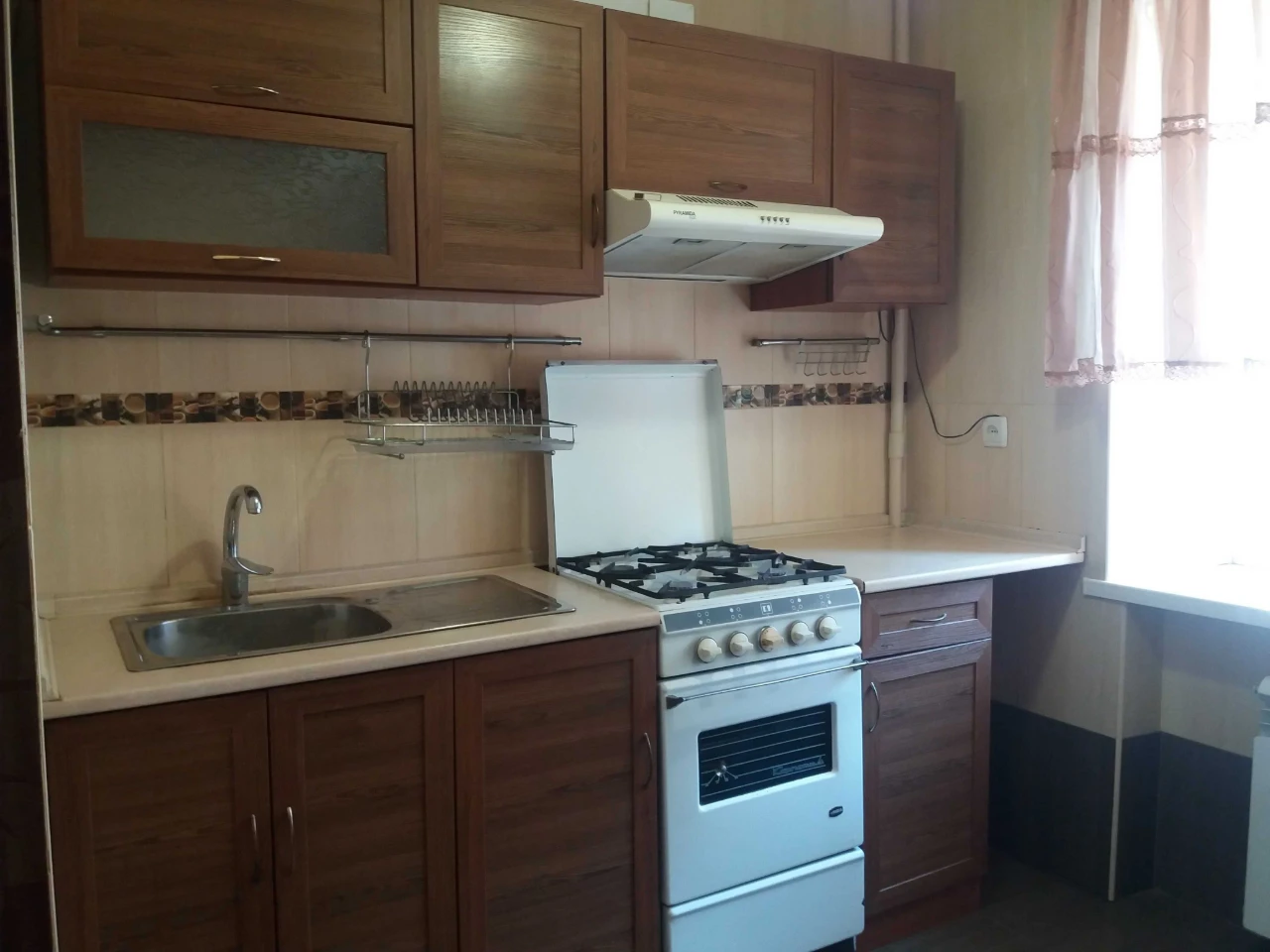 Selling MY 2-bedroom apartment, Gimnazicheskaya Naberezhna, call on Teleg