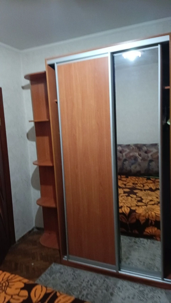 Сдается комната без хозяина