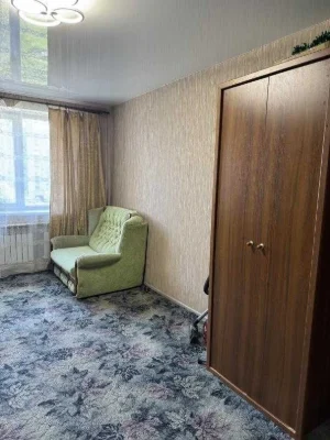 Продається кімната в будинку Одеська