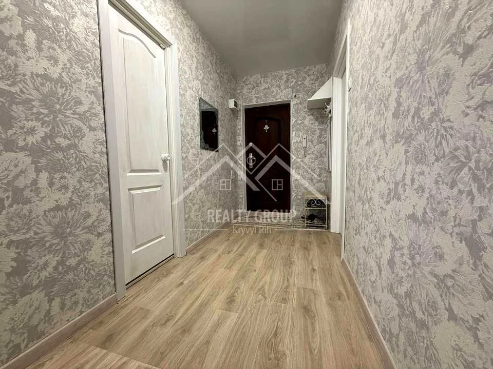 Квартира. Кривий Ріг, Вечірній бульв.