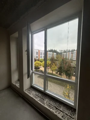 Spacious 1-bedroom apartment, which can be re-planned into a 2-bedroom apartment