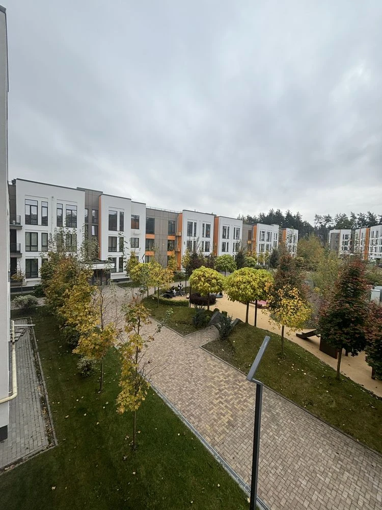 Spacious 1-bedroom apartment, which can be re-planned into a 2-bedroom apartment