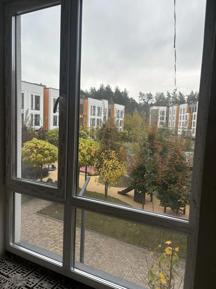 Spacious 1-bedroom apartment, which can be re-planned into a 2-bedroom apartment