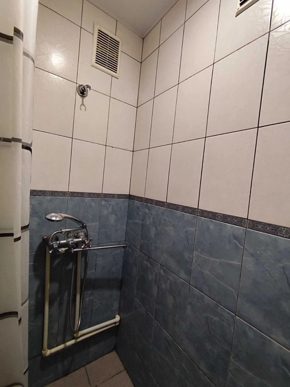 For Sale: 2-room apartment near Tehuchilche Bus Stop, 2nd Floor