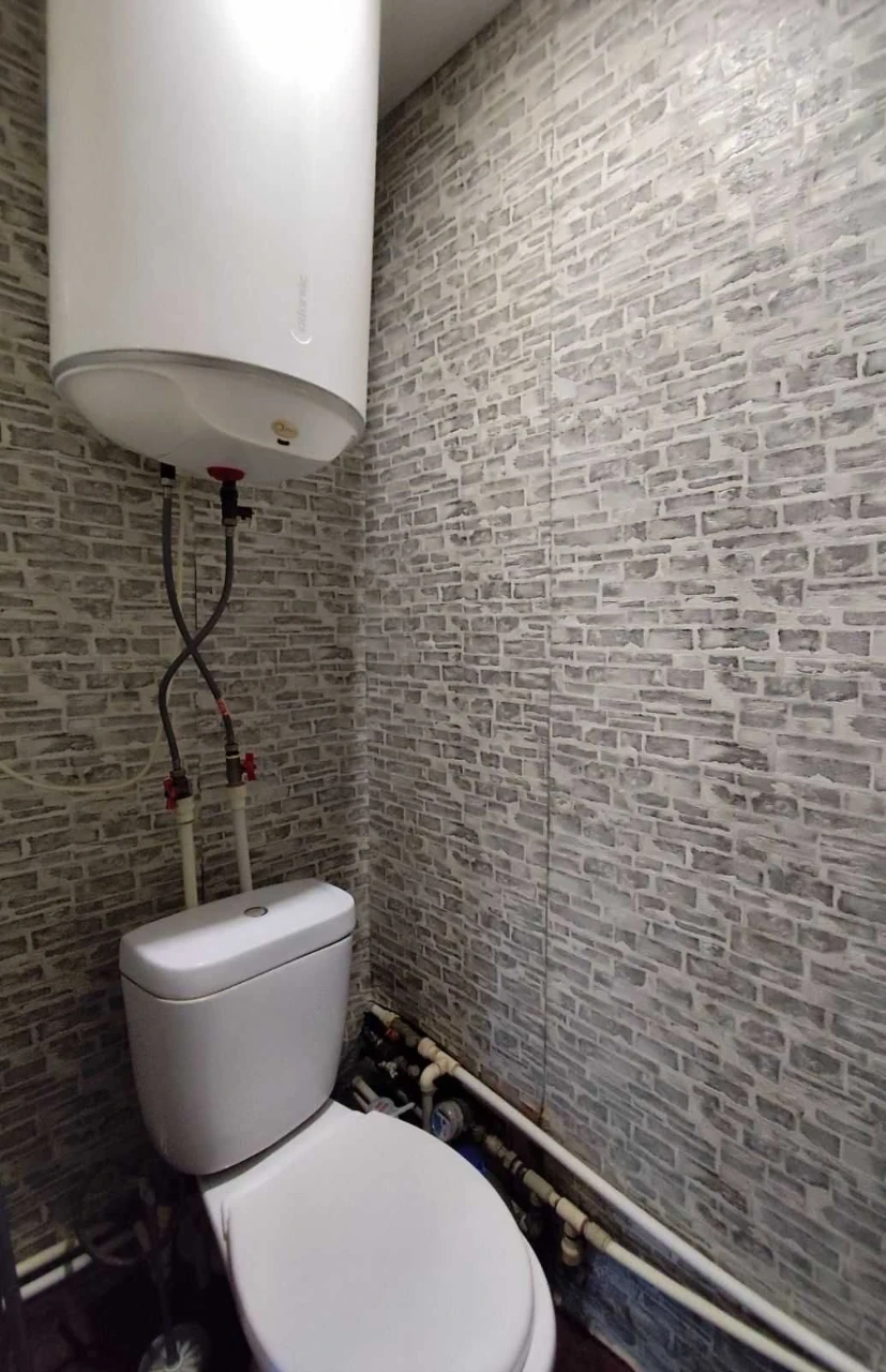 For Sale: 2-room apartment near Tehuchilche Bus Stop, 2nd Floor