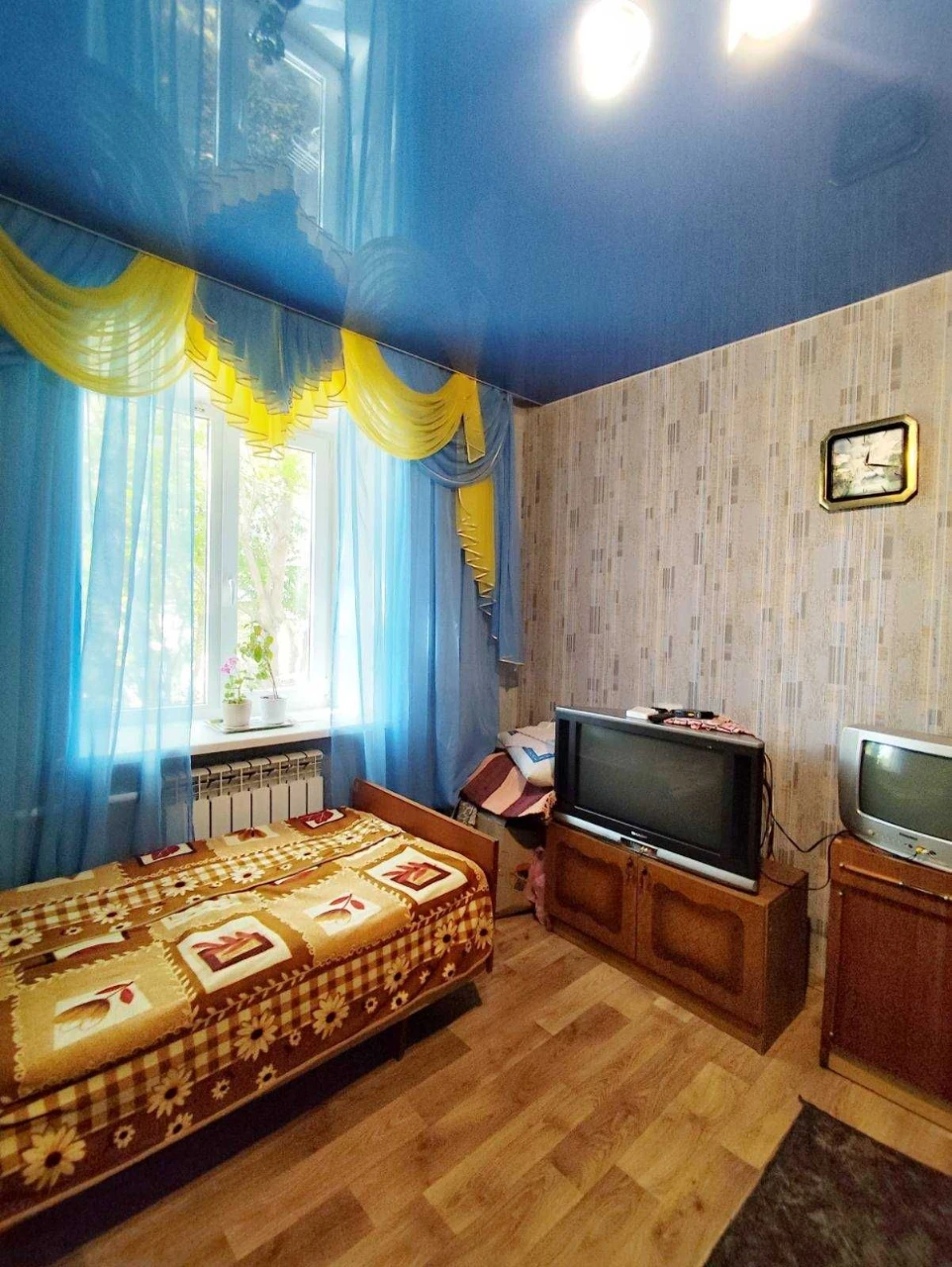 For Sale: 2-room apartment near Tehuchilche Bus Stop, 2nd Floor