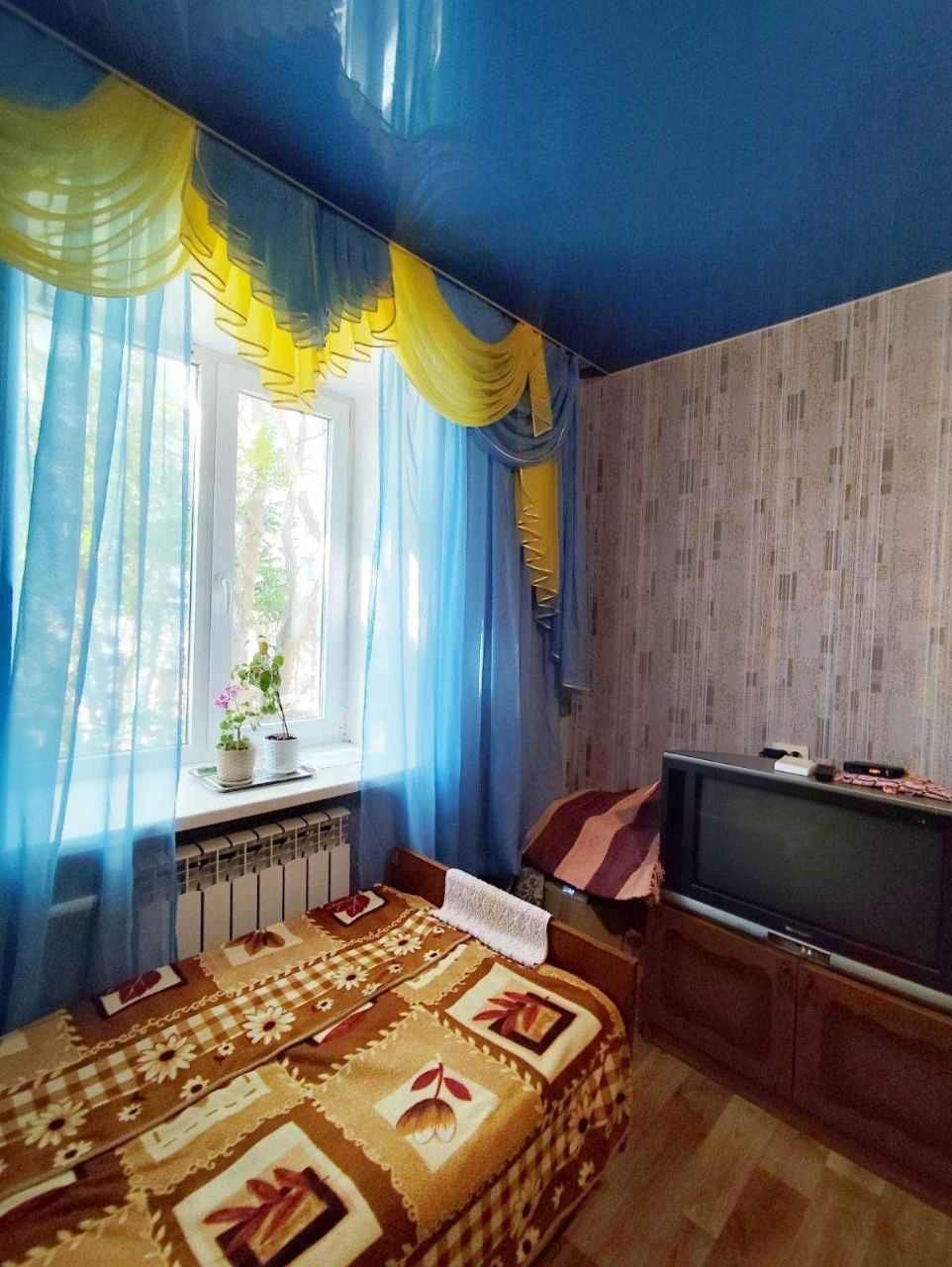 For Sale: 2-room apartment near Tehuchilche Bus Stop, 2nd Floor
