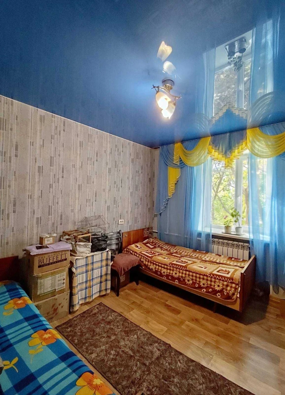 For Sale: 2-room apartment near Tehuchilche Bus Stop, 2nd Floor