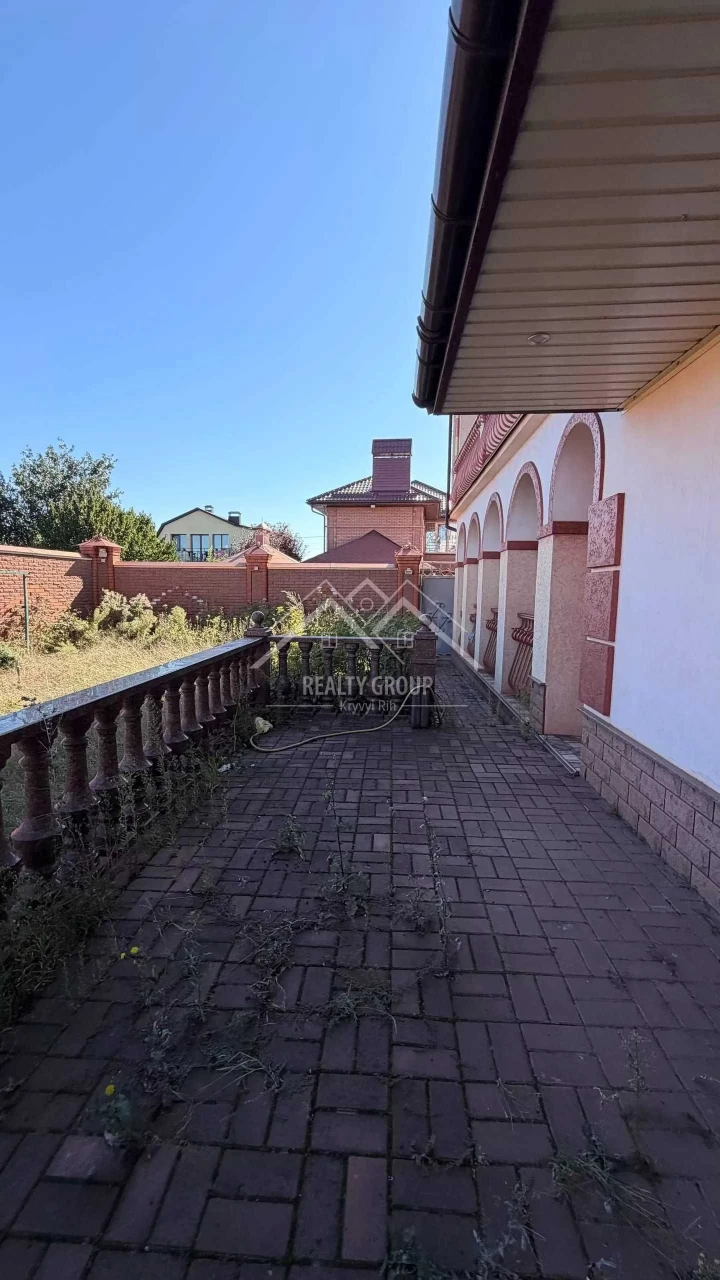 Продається двухэтажный дом в Центрально-Городском районе (