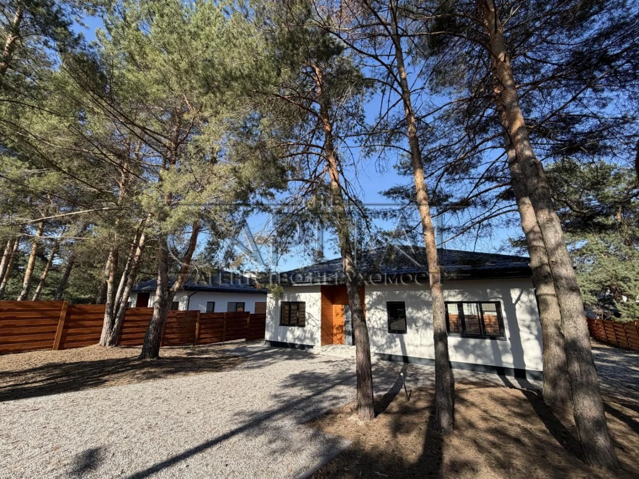 Будинок 3 кімнати, 127 м², Бориспіль, новобудова з паркінгом