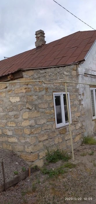 I will sell a part of a 4-room house on the 2nd of May 40