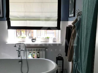 Будинок. Буча, Інститутська вул.