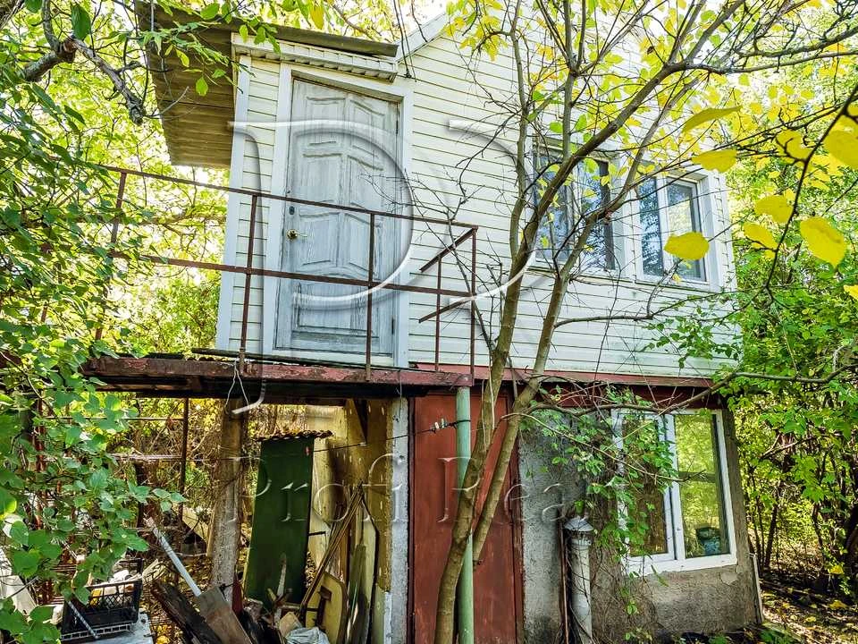 House. 162 Sadova St, Kyiv.