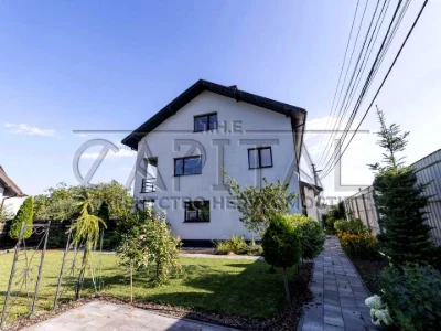 House. 52-ga Sadova St., Kyiv