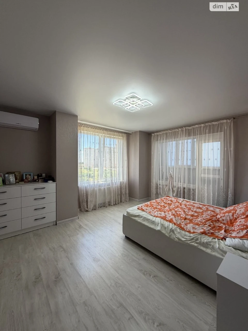 Apartment for Sale in Voronivka
