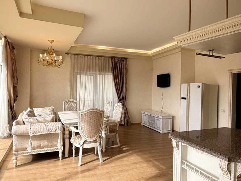 Apartment. Odesa, Arkadiys'ke plato вул.