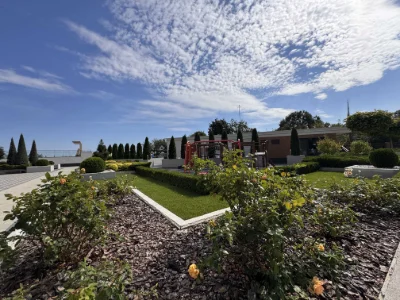 3 room apartment in the MARINIST complex near the sea with renovated interior 118 sq.m.