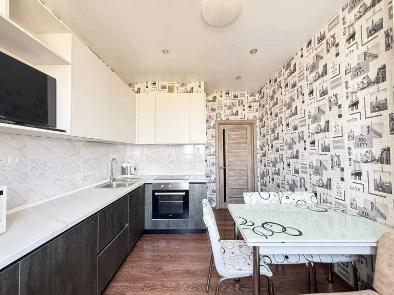 One-Bedroom Apartment on Akademika Saharova/Bocharova Street