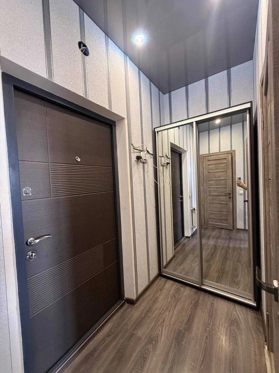 One-Bedroom Apartment on Akademika Saharova/Bocharova Street